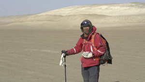 中国探险协会《牛人》花雕|徒步横穿塔克拉玛干沙漠的探险家